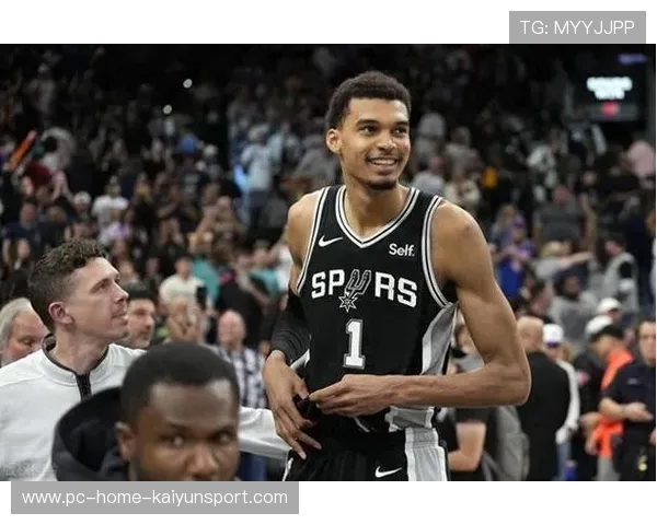 爵士对决活塞全面前瞻攻防实力对比揭示谁能掌控比赛节奏 爵士对决活塞全面前瞻攻防实力对比揭示谁能掌控比赛节奏