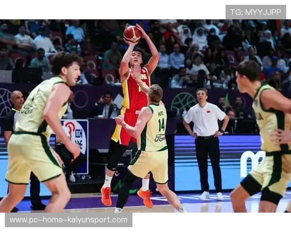 CBA球员隔扣对手引全队沸腾——这一次，篮球场上的激情燃烧